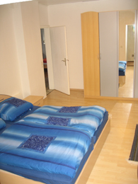 Ausschnitt des Zimmers 'Grinder' mit Doppelbett