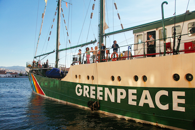 Greenpeace Schiff